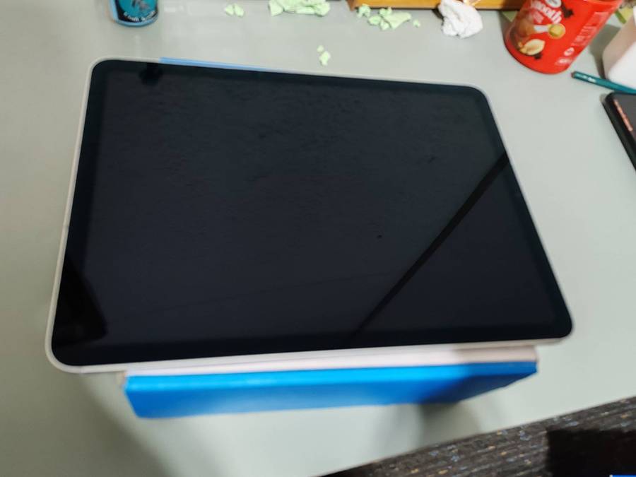 IPad Air 4th gen A2072 64GB