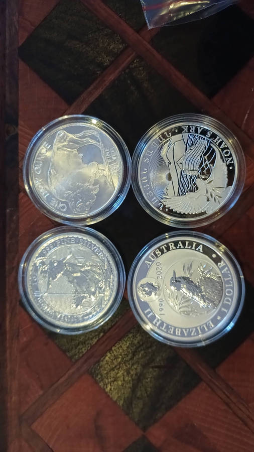 4 x 1 oz silver bullions and rounds