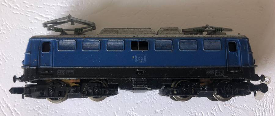 Arnold Rapido n-gauge loco and rolling stock