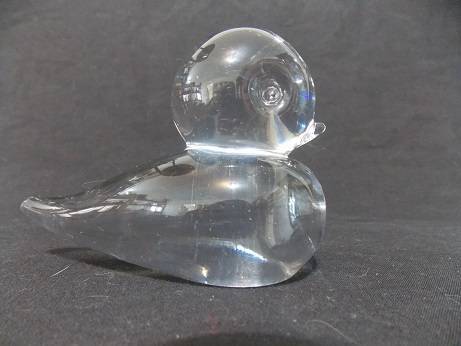 Pretty Little Bird Glass Paperweight