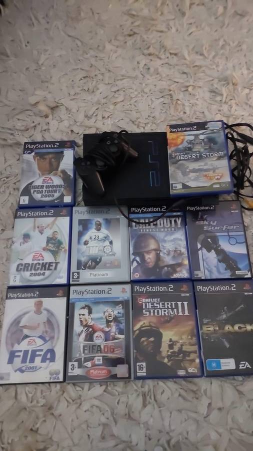 PLAYSTATION 2 + 1 CONTROLLER + 10 GAMES