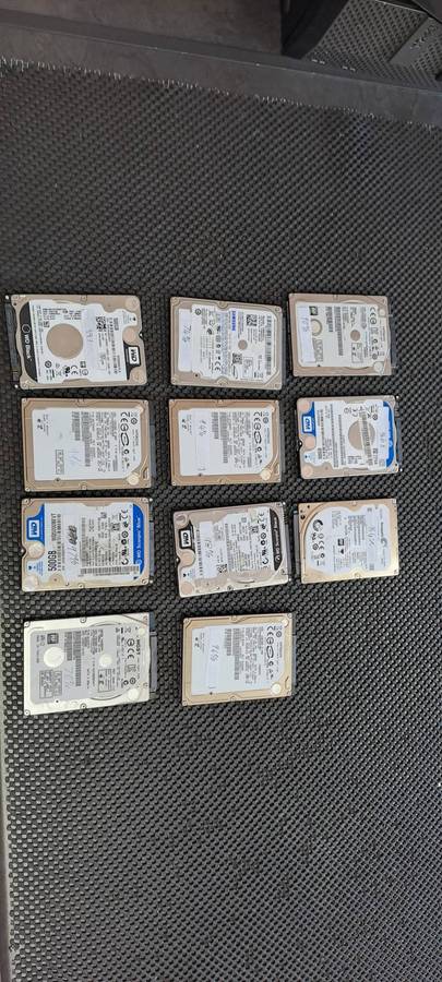 11x 500GB 2.5" Drives