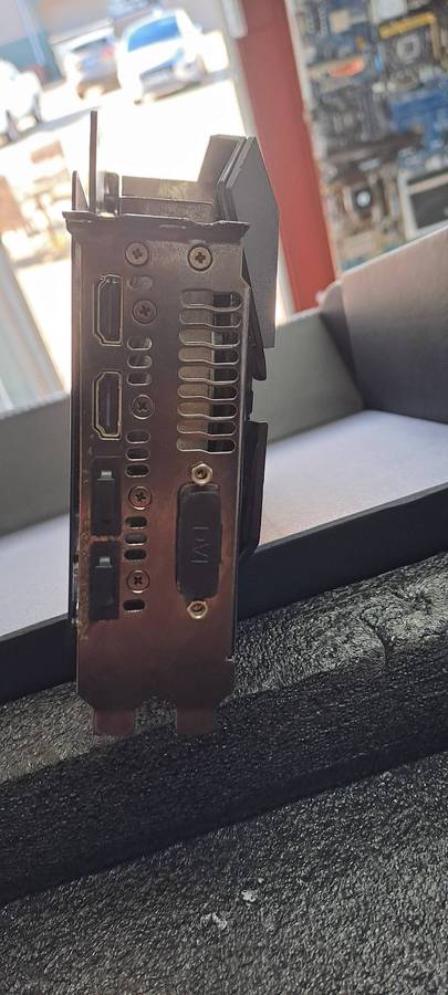 ROG Strix AMD RX 580 8GB ( READ DESCRIPTION )