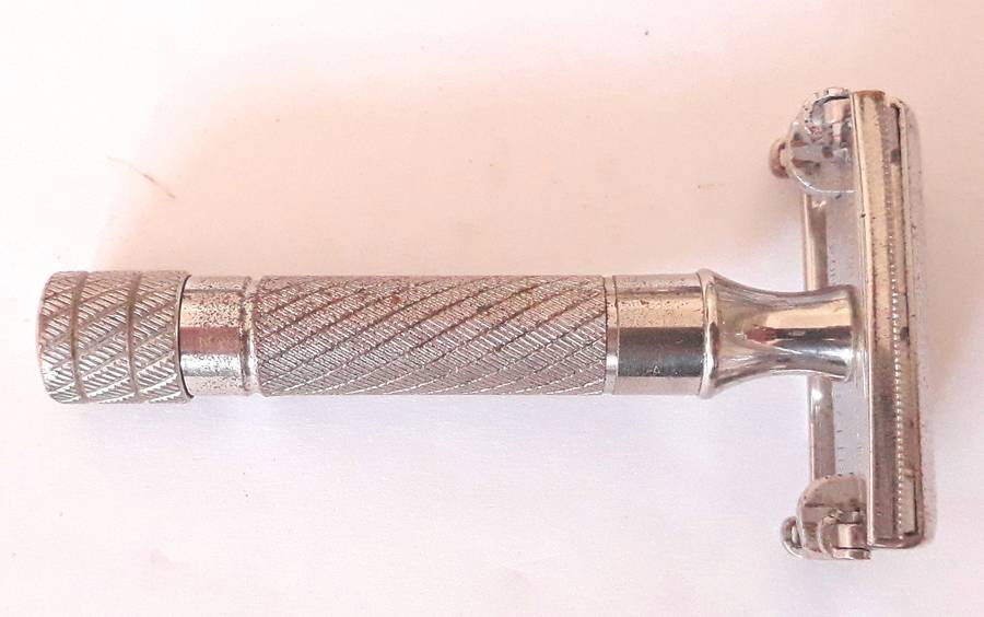 Vintage Gillette British Aristocrat 2nd Generation Safety Razor