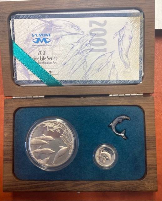 2001 Marine Life Set Dolphin Series