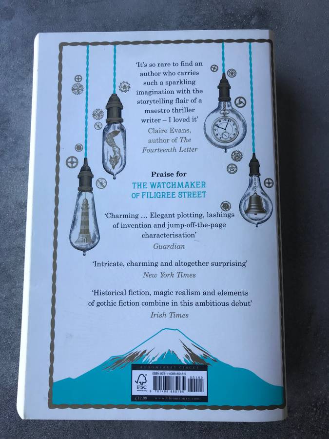 The Lost Future of Pepperharrow by Natasha Pulley [Large Paperback: Very Good]