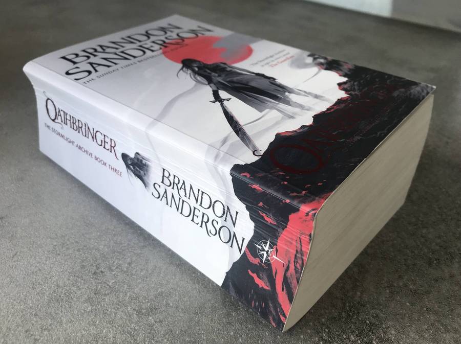 Oathbringer (Stormlight Archive #3) by Brandon Sanderson [Paperback: Excellent]