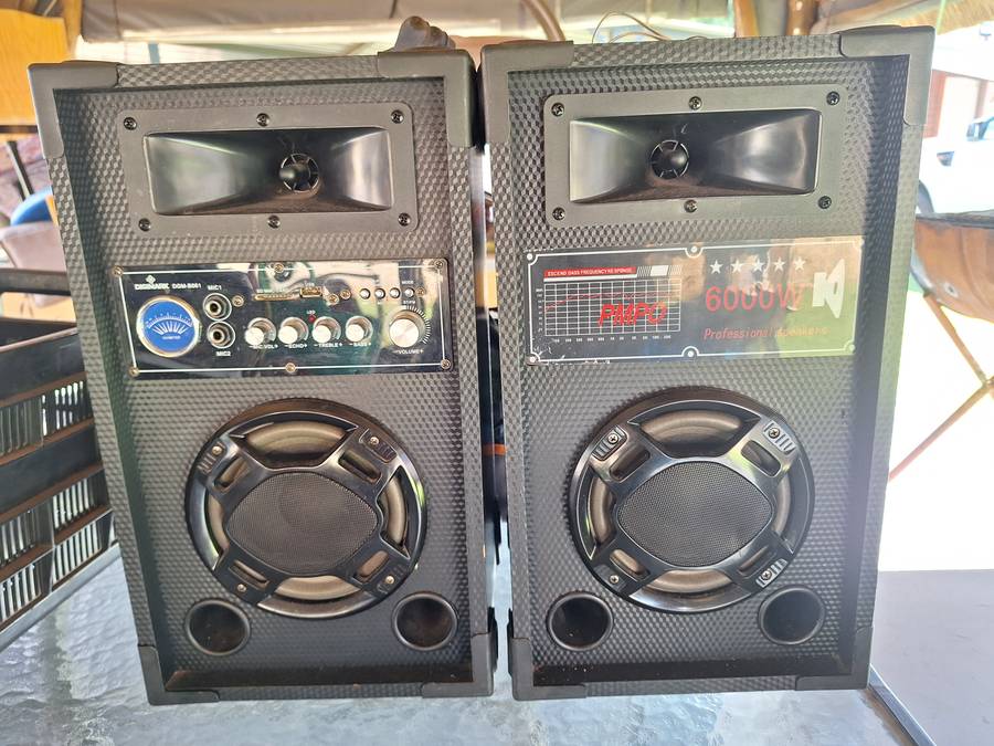 Digimark PMPO 6000W professional speakers