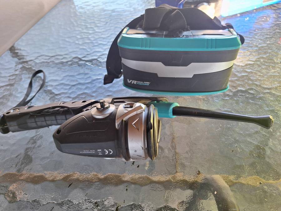 VR reel feel fishing