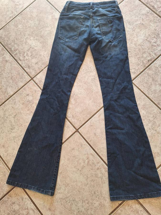Guess jean - Size 32.