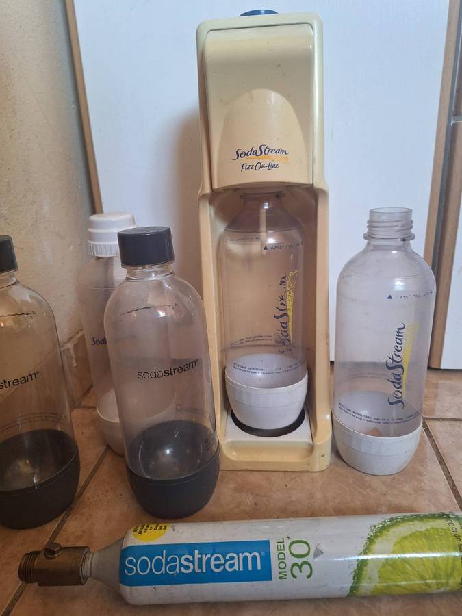 Sodastreme Machine Combo