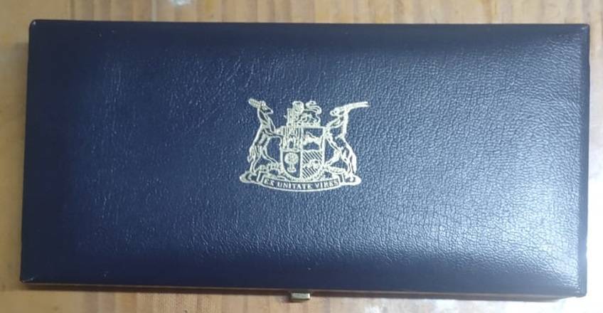 1985 uncirculated coin collection in original mint box