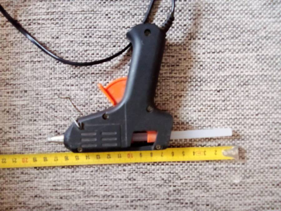GLUE GUN