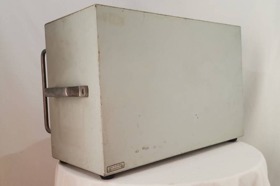 Vintage Radiometer Copenhagen FM-AM Signal Generator 960-A2-8 (973-050)