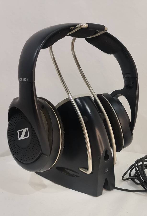 Sennheiser HDR 120-II Wireless Headphones with Charging/Transmitter Base