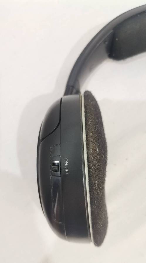 Sennheiser HDR 120-II Wireless Headphones with Charging/Transmitter Base