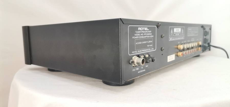 Rotel RTC-940AX Stereo Control Amplifier (Pre-Amp / Tuner)
