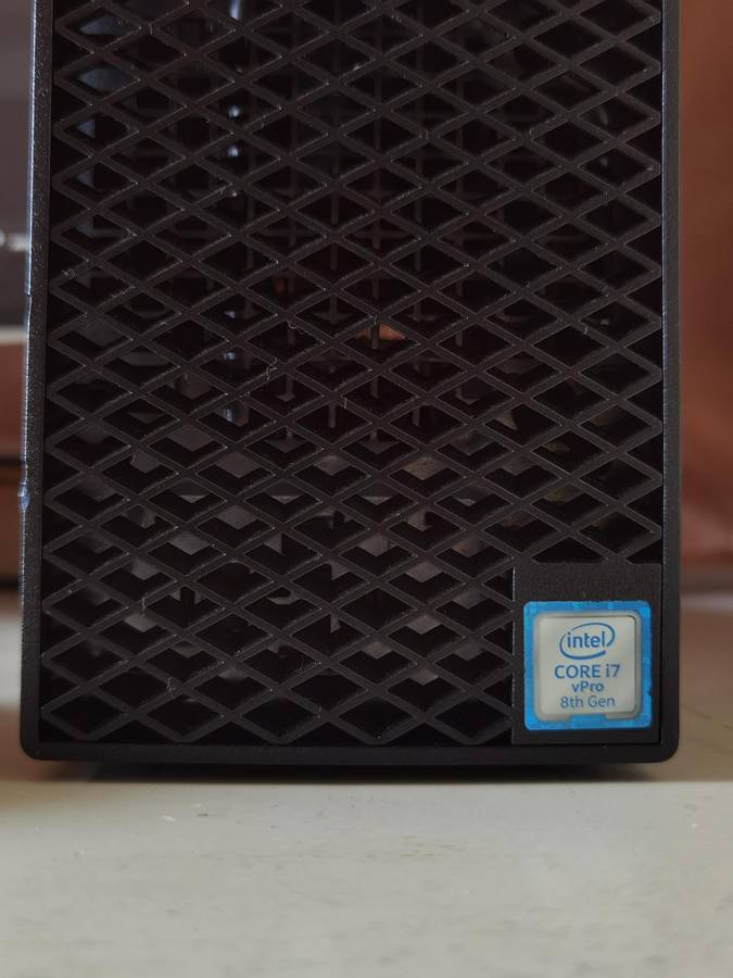 DELL OPTIPLEX 7060 Intel i7 8700 SFF Desktop PC