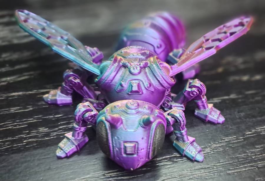 1pc 3D Printed Mechanical Movable Joints Bee Statue Figurine, With Movable Wings