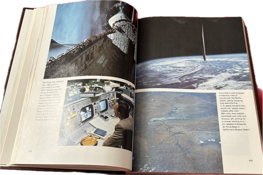 Year Book Lot 1982,1983,1984,1985&1986 World Book