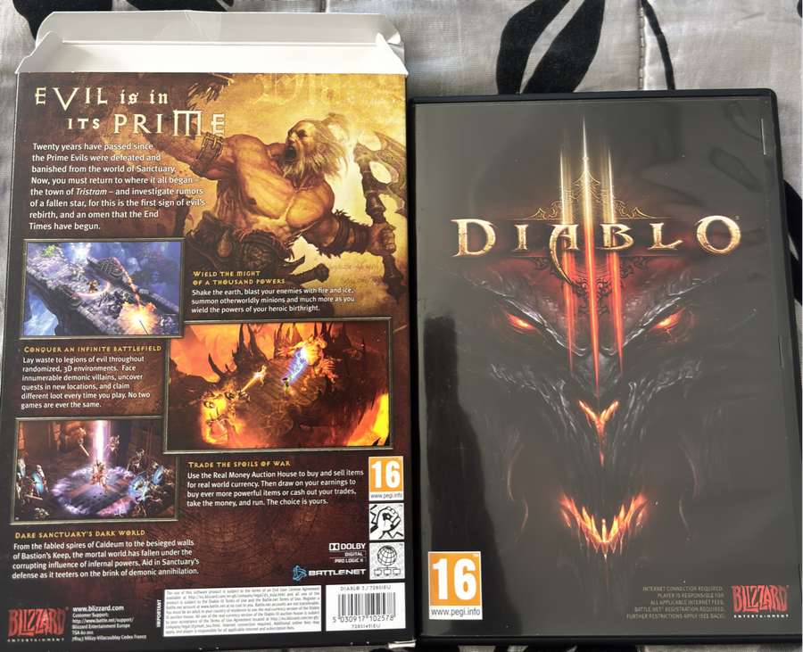 Diablo 3 Collectible Big Box + Manual + Holder NO GAME