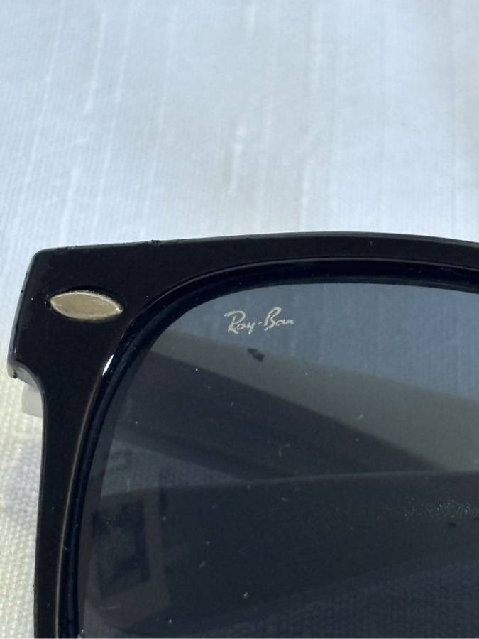Ray-Ban Black and White Plastic Frame Cat Eye