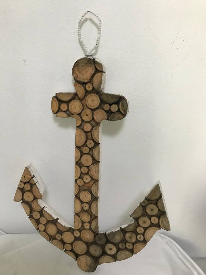 Wall Mounted Handcrafted Premium Sliced Wooden Log Anchor