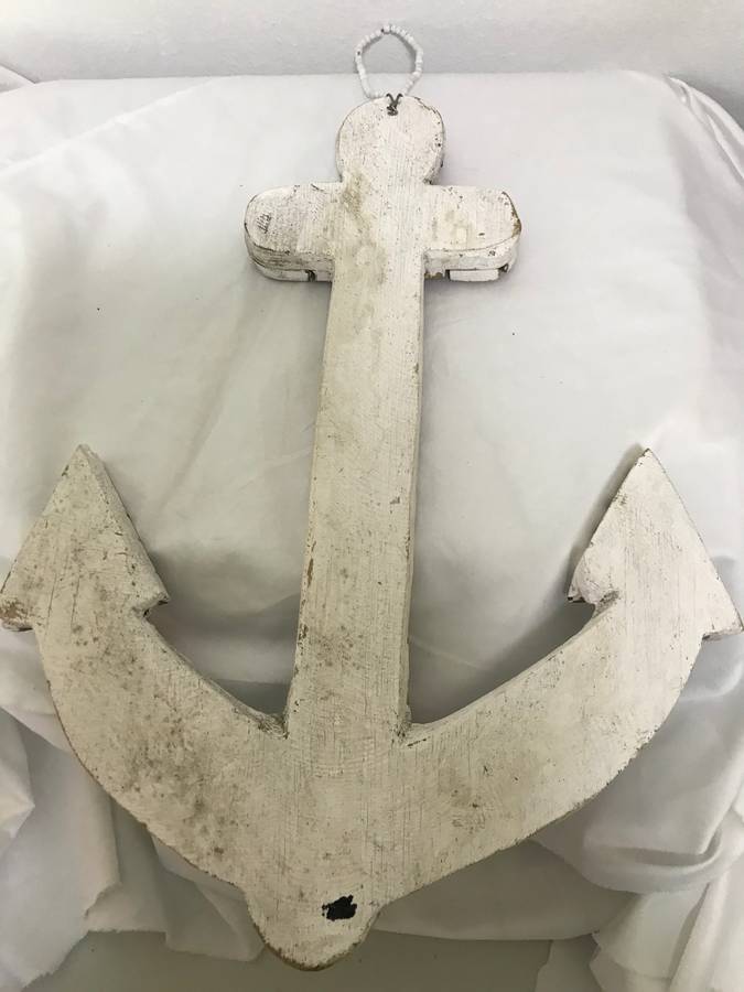 Wall Mounted Handcrafted Premium Sliced Wooden Log Anchor