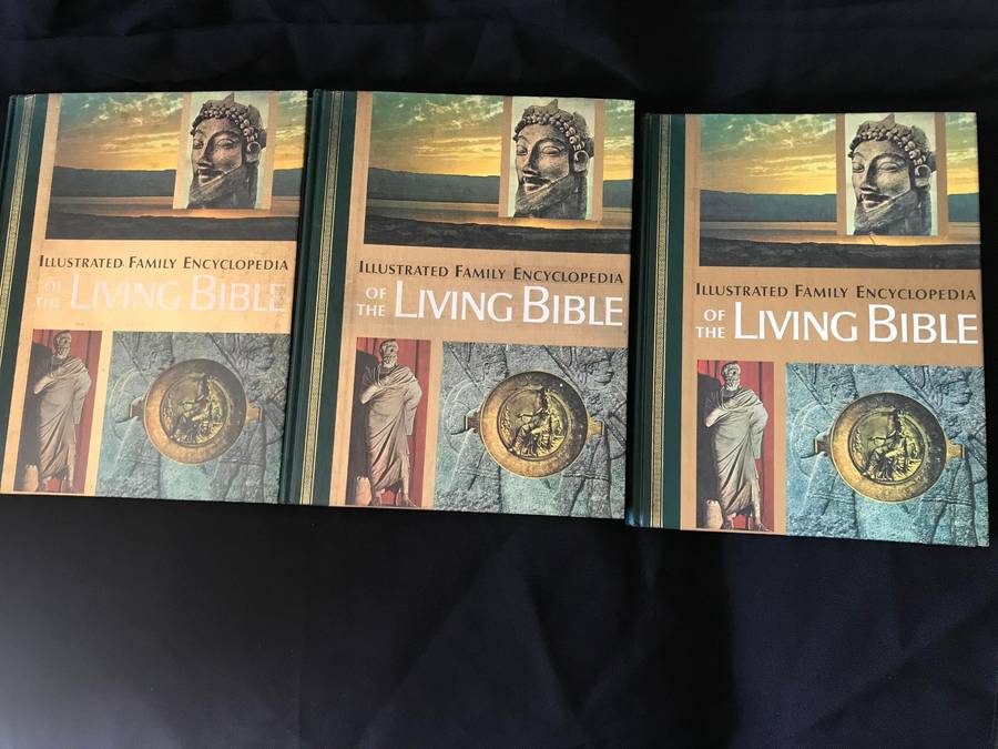 Illustrated Family Encyclopedia of The Living Bible Volume 8 & 9 & 10  1967