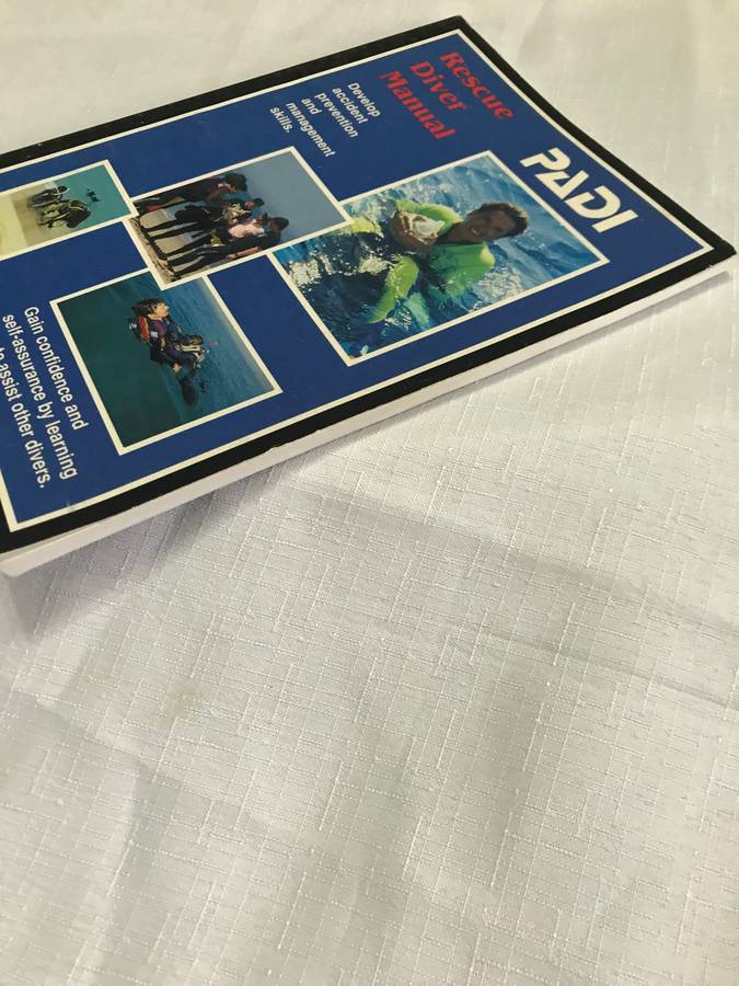 Rescue Diver Manual PADI