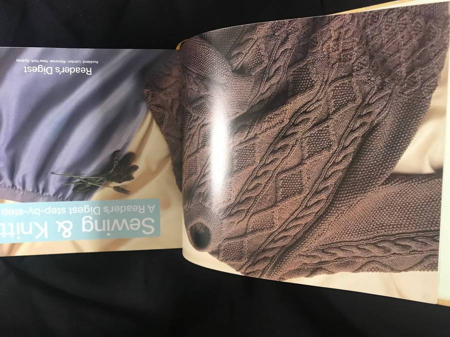 A Reader`s Digest Step-by-Step Guide: Sewing & Knitting (Hardcover) and Art of knitting DVD