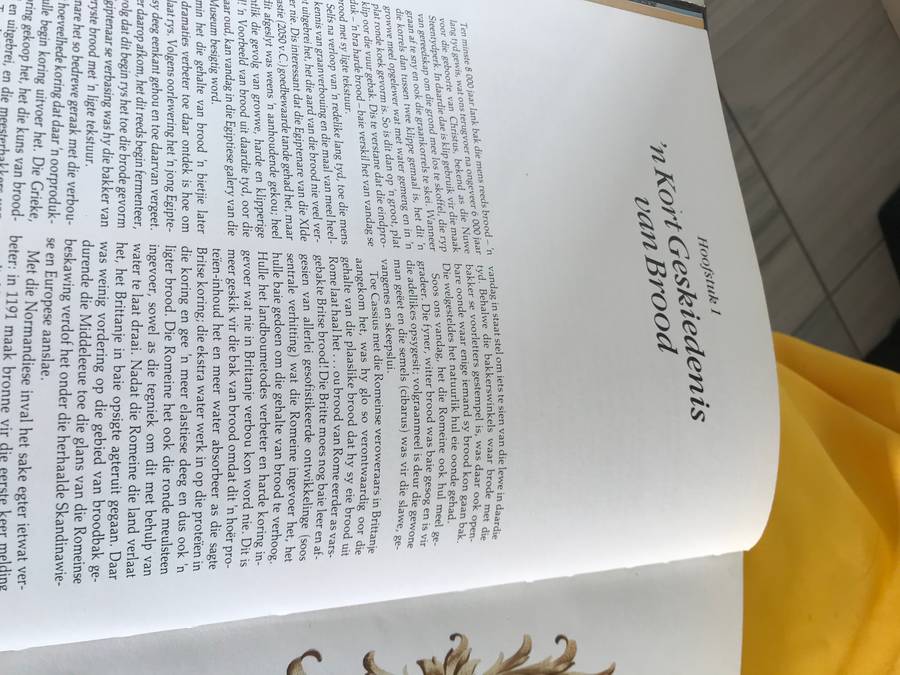 Die Volledige Brood Boek meer as 200 tradisionele resepte van oor die hele wereld hardcover