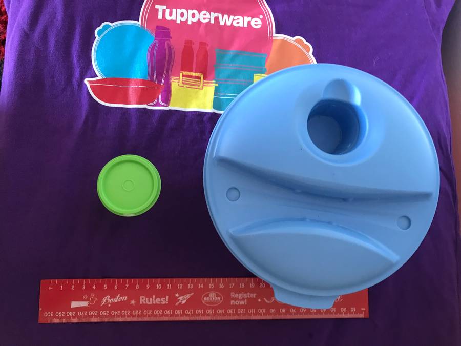 Tupperware lot 3