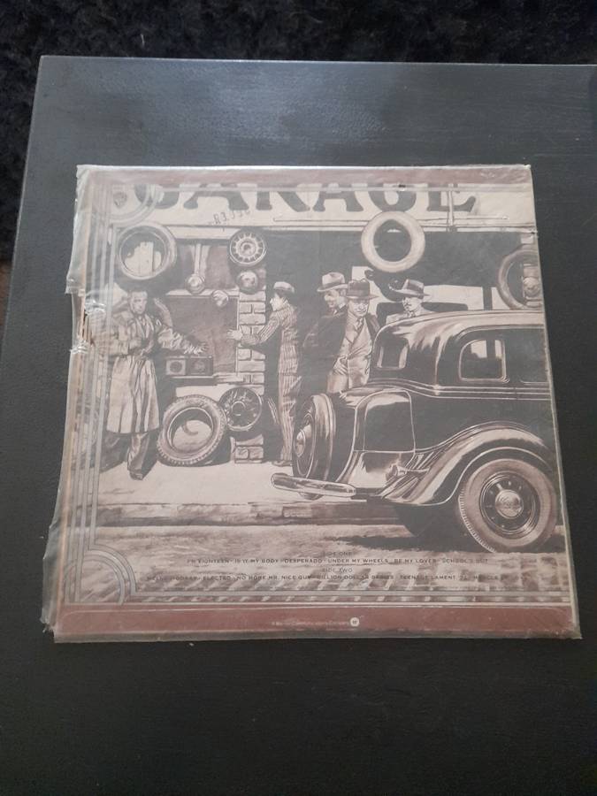 ALICE COOPERS GREATEST HITS. LP