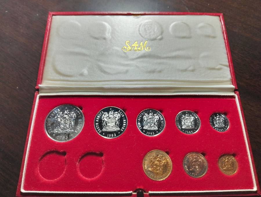 1983 RSA Proof Set in Original Red SA Mint Box No Gold
