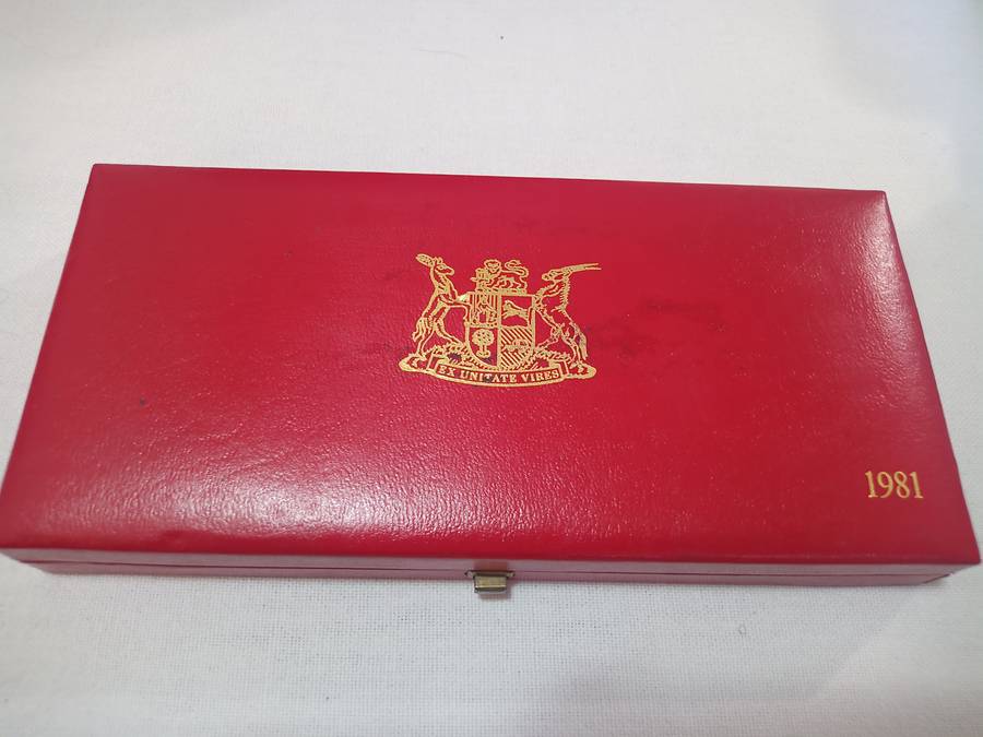 1981 RSA Proof Set in Original Red SA Mint Box No Gold