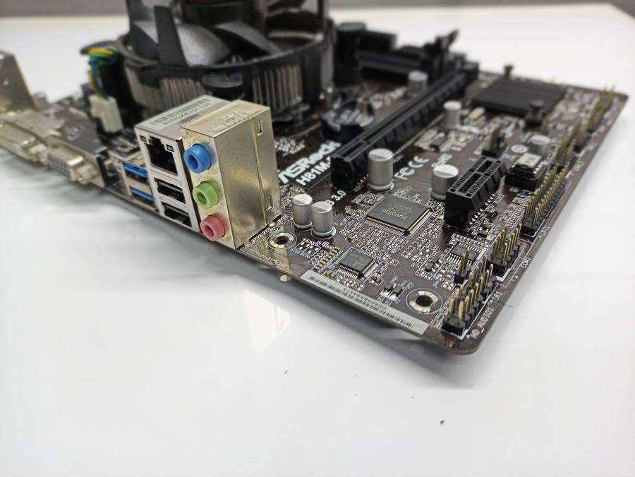 ASRock H81M-DGS - Intel(R) Core(R) (TM) i5-4690 CPU @ 3.50GHz Motherboard