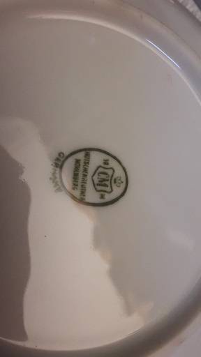 Hutschenreuther  Hohenberg Germany Dinner set In White and Gold Fouteen Piece