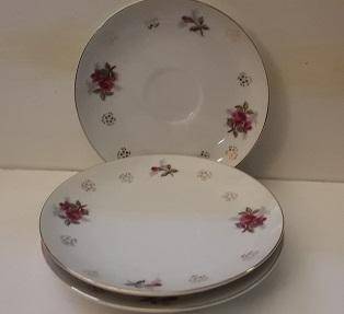 Nagara  Three Side Plates and one Saucer