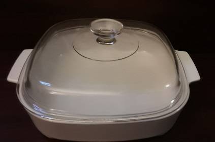 Corning  lidded Dish USA -  25 cm x 25 cm x 6 cm