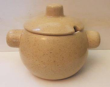 Willsgrove Pottery  Soup Tureen  Lidded Bowl  18 cm x 12 cm