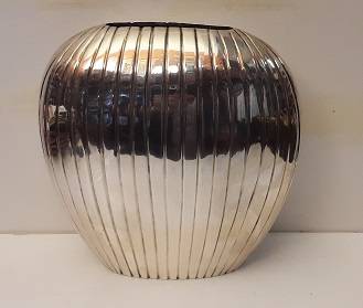 Heavy Metal Vase 18 cm