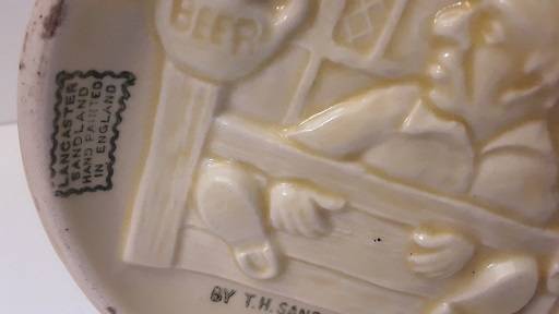 Vintage Lancaster England   Mug Weller and Sairey Gamp Rare Find! 12 cm