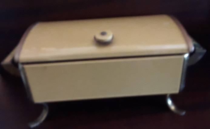 Vintage Enamel Metal Caddy with Anchor Hocking Dish 36 cm x 20 cm x 17 cm