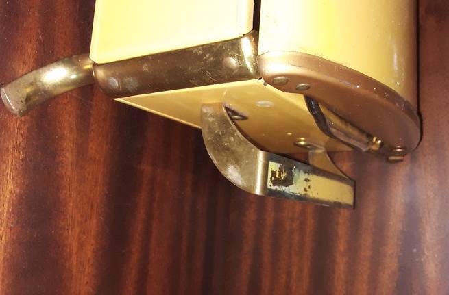 Vintage Enamel Metal Caddy with Anchor Hocking Dish 36 cm x 20 cm x 17 cm