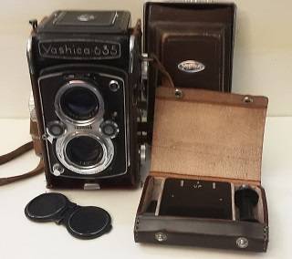 Vintage Yashica Yashicaflex Yashica 635 Dual  Camera  F80mm