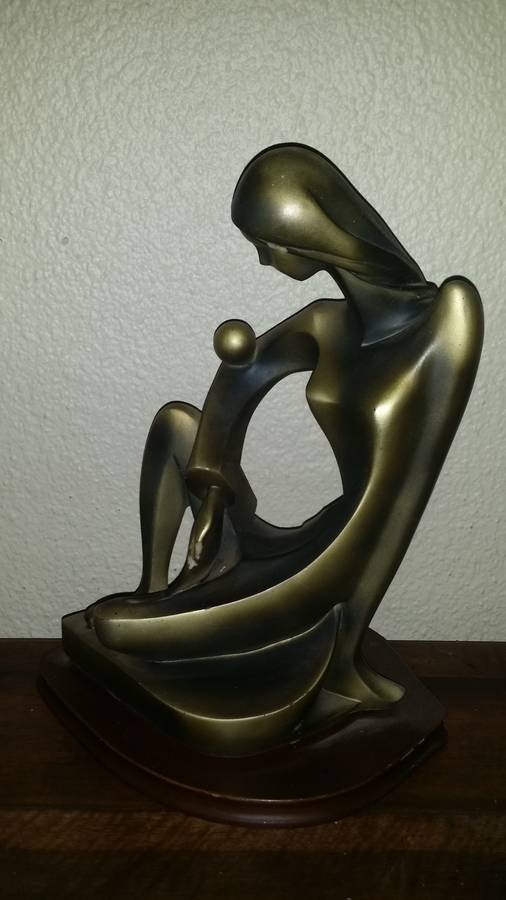 Lady Figurine Ornament 30 cm