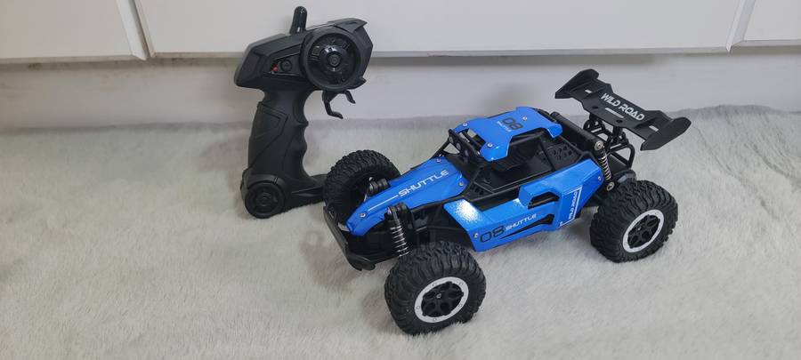 Brand New! 2.4Ghz Remote Control Car, 20KM/H Speed, Rechargeable, Big Rubber Tires, Blue Color