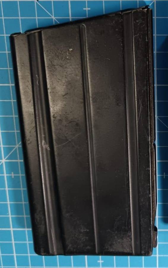 Rhodesia - FN Fal Magazine