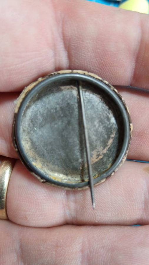 antique royal pin